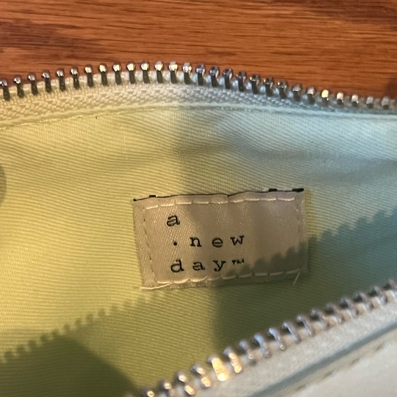 A New Day Wristlet - Picture 2 of 3